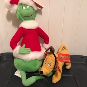 Vintage 1998 Hallmark Dr. Seuss The Grinch & Max Christmas stuffed plush.